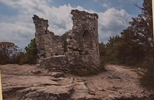 Rudere torre saracena